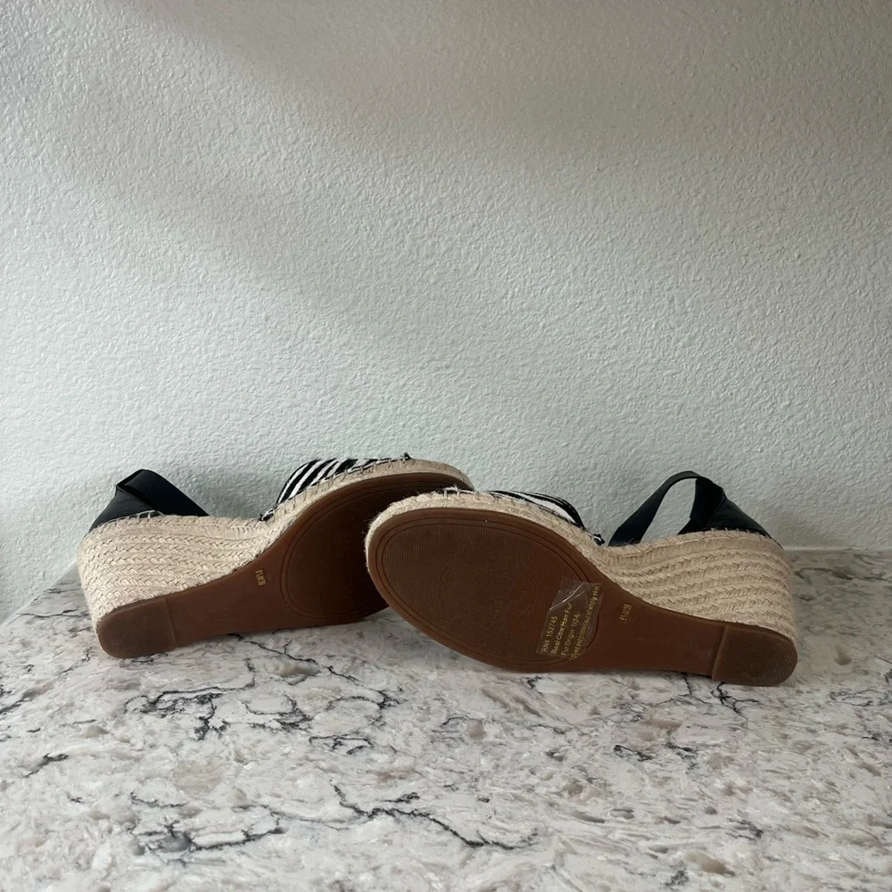 Vince Camuto Black and White Espadrille Sandals